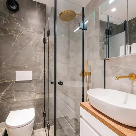 Novita Free Underground Parking מלון סופיה