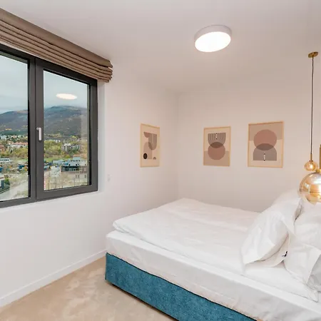 Hotel Novita Free Underground Parking 4*