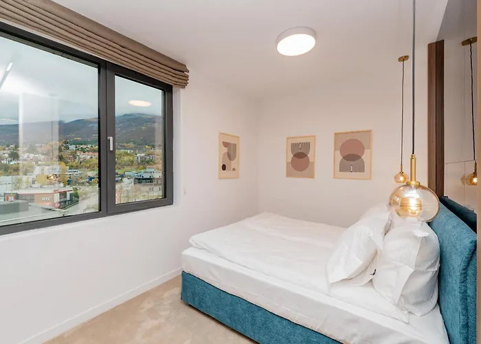 Hotel Novita Free Underground Parking 4*