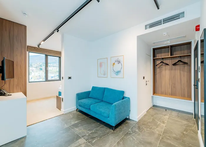 Novita Free Underground Parking Hotel 4*