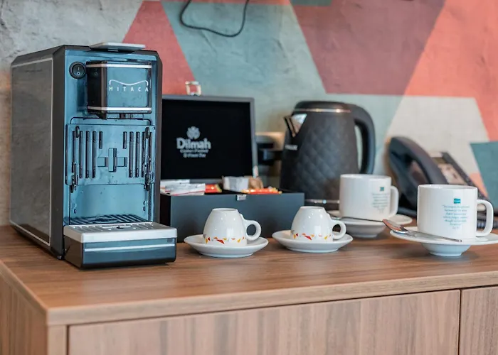 Hotel Novita Free Underground Parking 4*