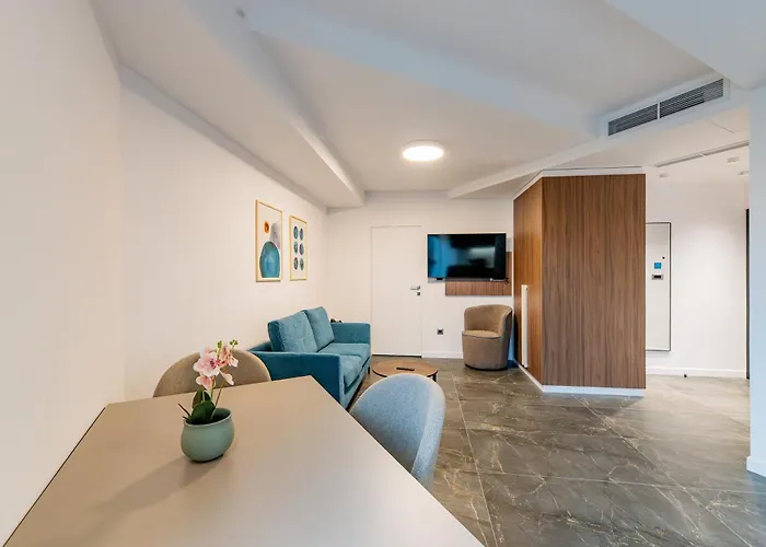 Novita Free Underground Parking Hotel Sofia