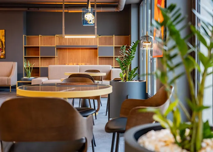 Hotel Novita Free Underground Parking